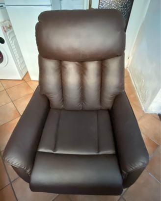 Poltrona elettrica reclinabile alzapersona