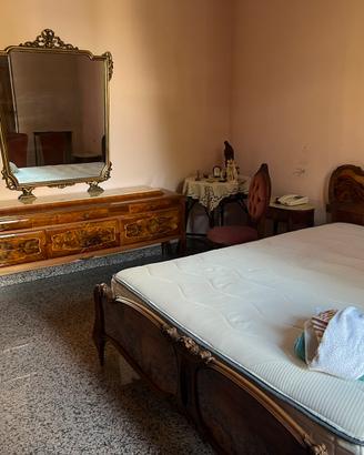 Camera da letto completa