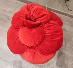 Pouf design forma rosa 