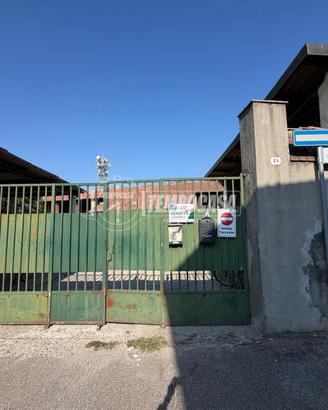 Casa indipendente a Sannazzaro de' Burgondi 6 loca
