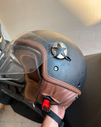 Caschi moto XL