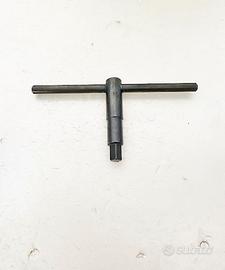 CHIAVE A T QUADRO MASCHIO mm.10,Marca ABC A3063