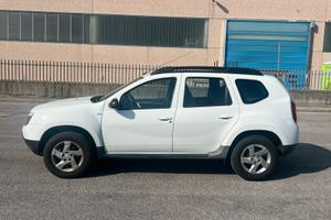 Dacia Duster 1.6 4wd GPL gancio