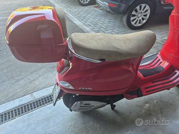 Vespa LX125