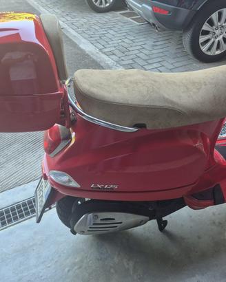 Vespa LX125