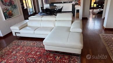 Divano in vera pelle