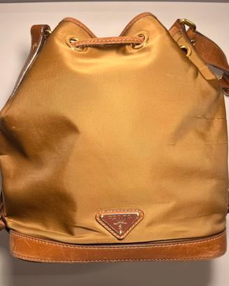 Borsa prada a secchiello