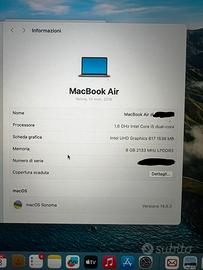 Apple Macbook air 2018 scambi o