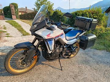 Honda Transalp 750
