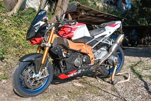 Aprilia tuono 1000 r V2 Red Lion factory