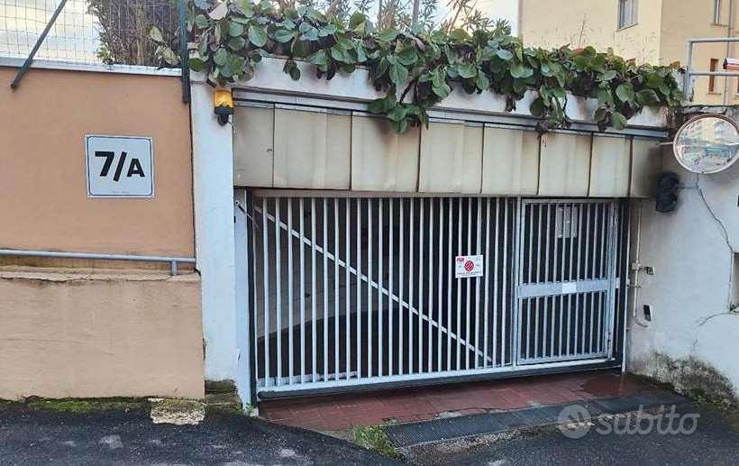 Garage a Como
