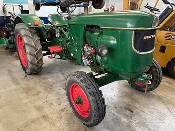 Trattrice d'epoca Deutz modello D 40 S NF del 1961