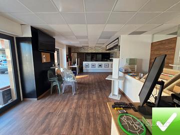 Locale commerciale C1 Con Corte Ravagnese