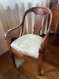 Poltrona “comoda” lombarda in noce