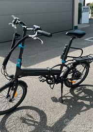 Bicicletta B-Twin pieghevole elettrica