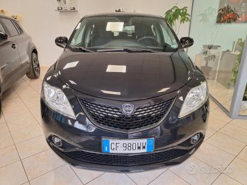 Lancia Ypsilon 1.0 FireFly 5 porte S&S Hybrid Mary