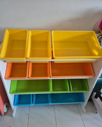 Scaffale porta giochi con 12 vaschette colorate