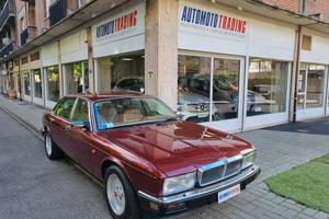 Jaguar XJ40 Sovereign 4.0 ASI ORO