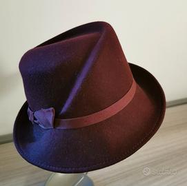 Cappello da donna bordeaux 