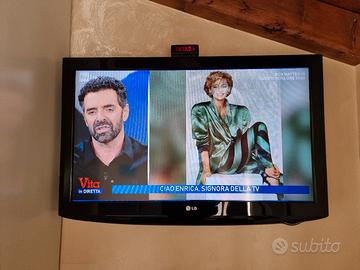 TV LG 37" LCD - Modello 37LH2000 funzionante. 