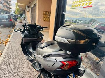 SUZUKI Burgman AN 650 TUTTO INCLUSO ANCHE PASSAG