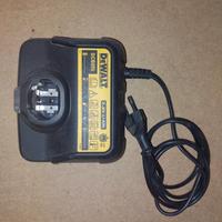 caricabatterie DeWalt DCB095