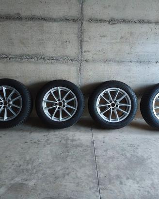 Cerchi BMW 17” originali con gomme invernali