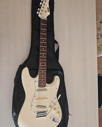 chitarra elettrica Asahi Stratocaster 