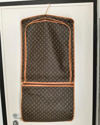 porta abiti Luis Vuitton 