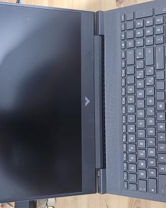 HP Victus  NVIDIA 3060 Intel core i7 schermo 144Hz