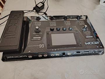 Zoom G6 Guitar multi effects. 