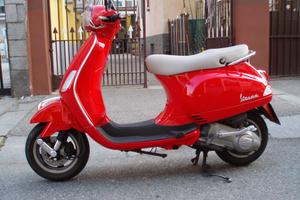 Vespa 150 LX