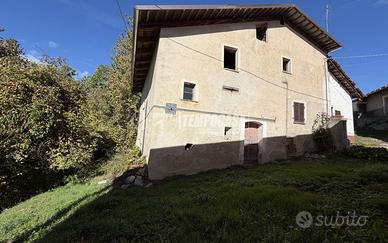 CASA INDIPENDENTE CON TERRENO!