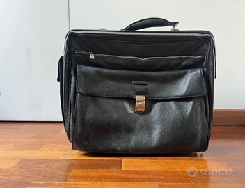 Borsa 48h Piquadro in pelle nera con ruote
