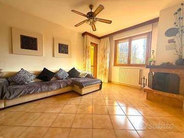Appartamento di 105 m² con 4 locali e box auto a C