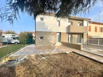 4 LOCALI A CASTELFRANCO VENETO