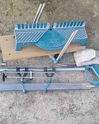 SEGA TAGLIACORNICI