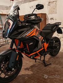  KTM 1290 SUPER ADVENTURE  S 