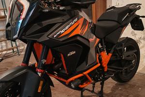  KTM 1290 SUPER ADVENTURE  S 