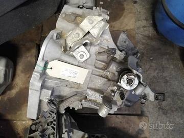 Cambio SUZUKI SWIFT 1242cc benzina del 2011