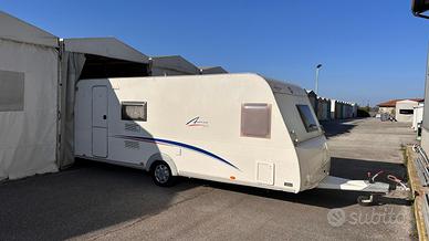 Bürstner Averso 500 TK 2008 roulotte 6 posti