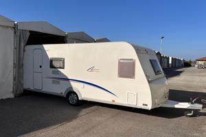 Bürstner Averso 500 TK 2008 roulotte 6 posti