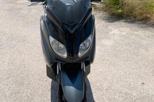 X-Max 250