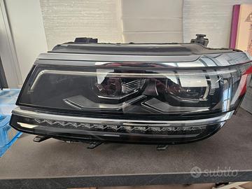 Volkswagen tiguan faro anteriore sx LED