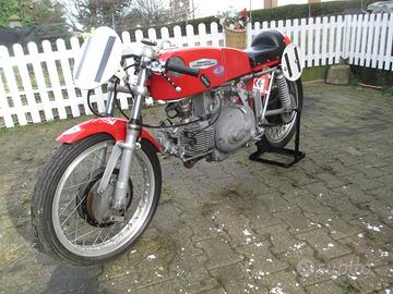 ARMACCHI 350 C.C .DA CORSA ANNO 1968