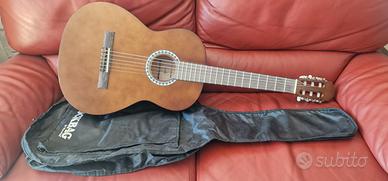 Chitarra Classica 4/4 mai usata 