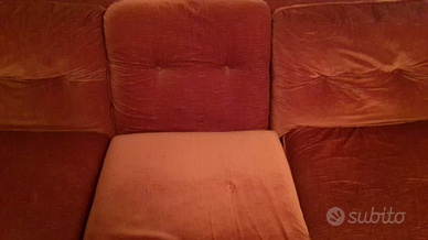 Divano 3 posti + 2 poltrone