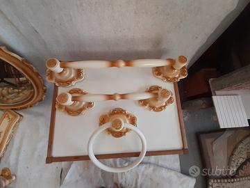 Serie accessori di arredo bagno vintage