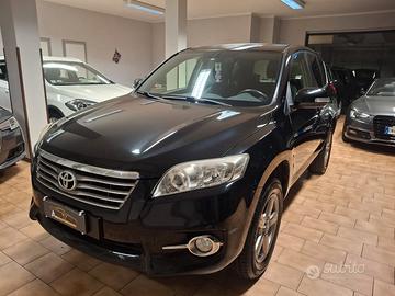 Toyota RAV4 Crossport 2.2 d-4d Lounge 2wd 150cv