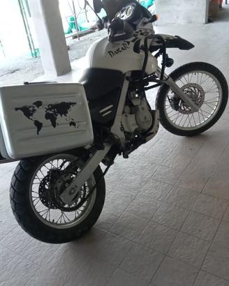 Bmw gs 650 dakar